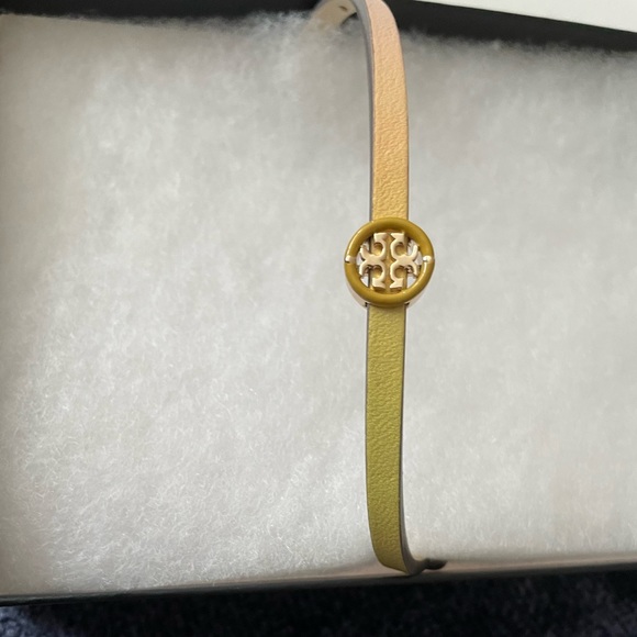 Tory Burch Miller 18K-Gold-Plated, Enamel, & Leather Wrap Bracelet - Picture 6 of 10